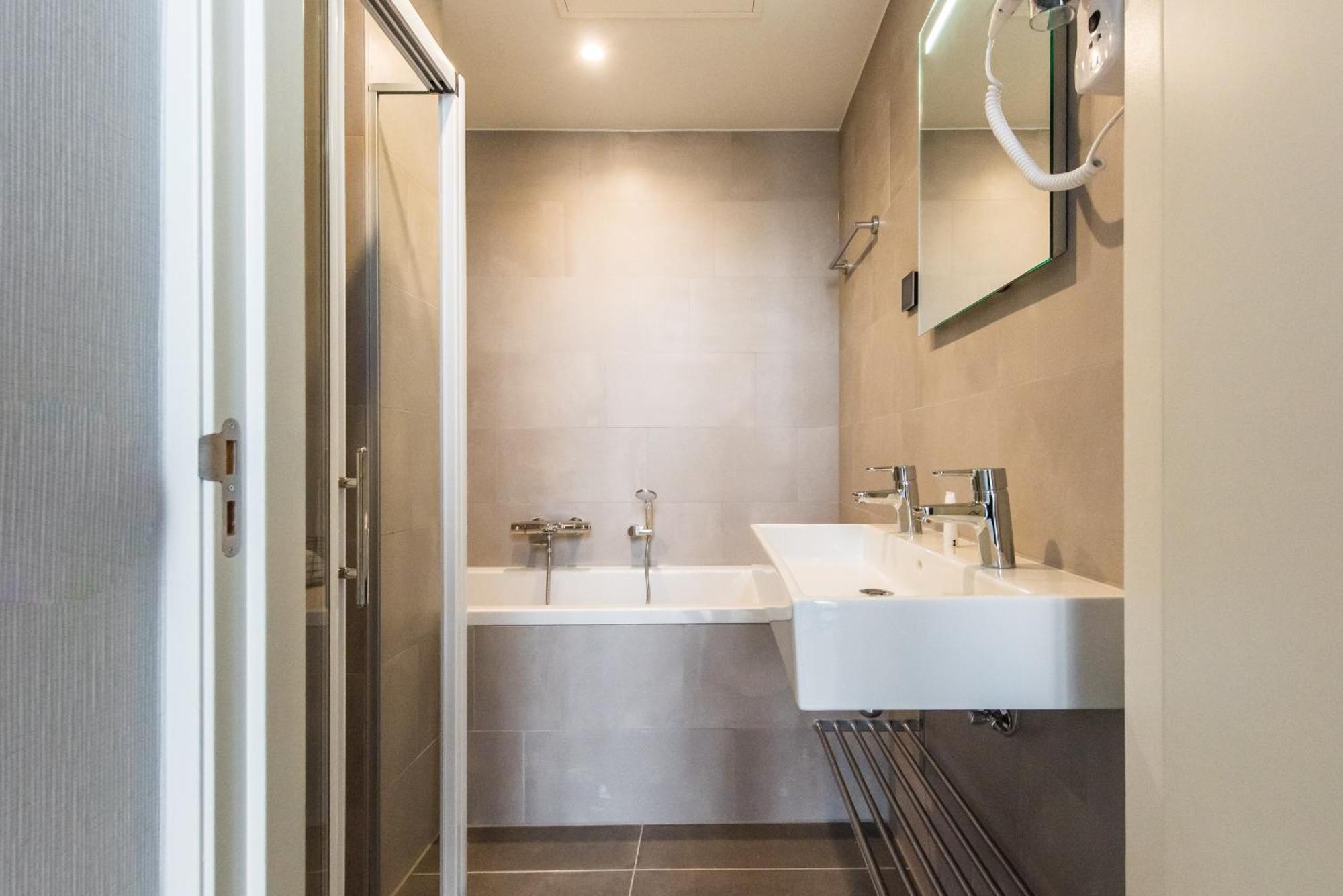 Yays Amsterdam East By Numa Aparthotel Exterior photo